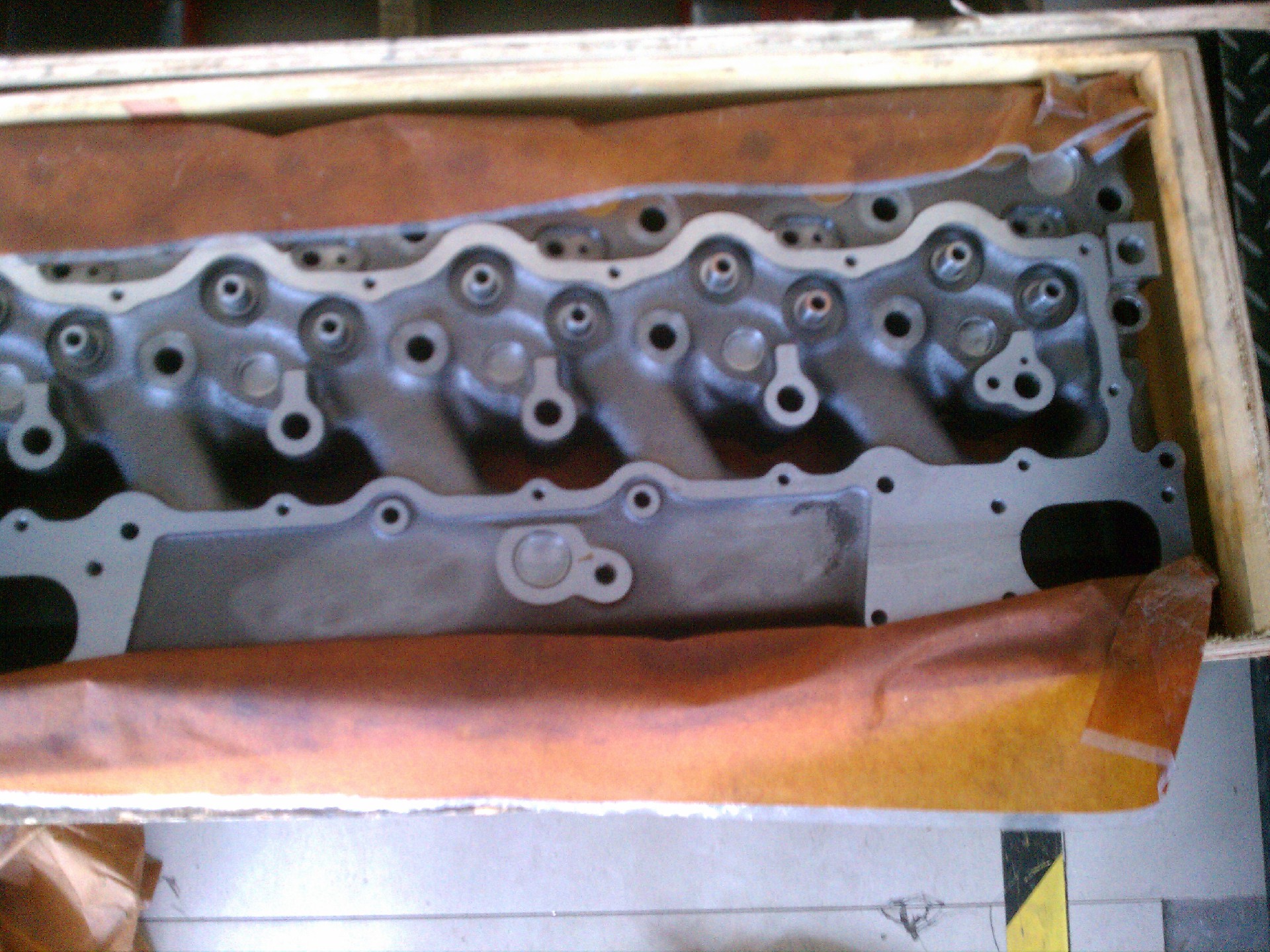 3306 direct injection engine cylinder head